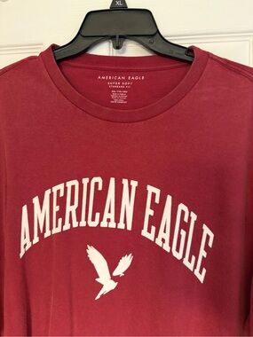 American Eagle Outfitters Red Short Sleeve Logo Tee